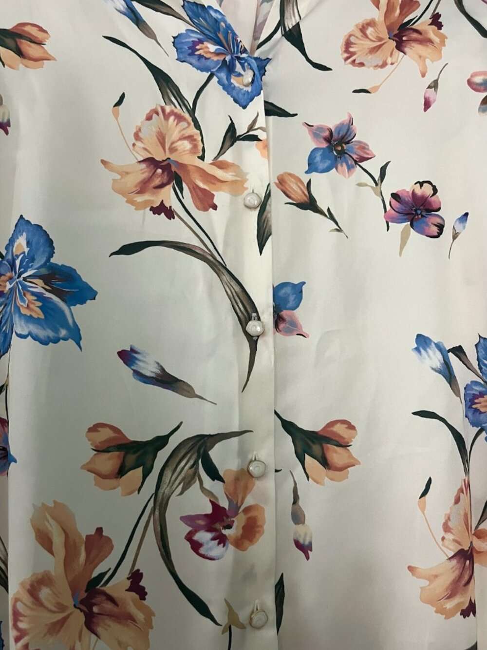 Philosophy floral button up blouse - Picture 3 of 5